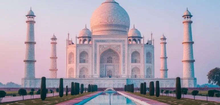 Taj Mahal in Agra India – Asia tour package