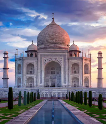 Singapore skyline and attractions travel package